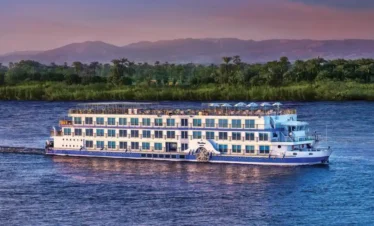 8-Day Luxury Egypt Tour – Explore Ancient Wonders in Style