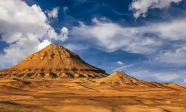 Explore Egypt’s desert wonders on a 7-Day Tour to Siwa, Bahariya & White Desert. Book your ultimate desert adventure and discover Egypt today!