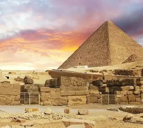 Best tours in cairo egypt featuring Giza Pyramids and Grand Egyptian Museum