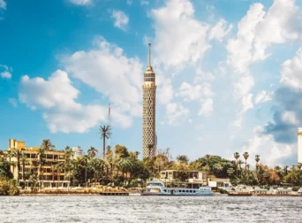 Discover Cairo tourist attractions, from the Pyramids and museums to historic markets. Explore Egypt’s capital and book your Cairo tour today!