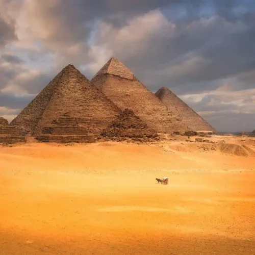 Tours to the pyramids in Egypt with the Great Pyramid of Giza